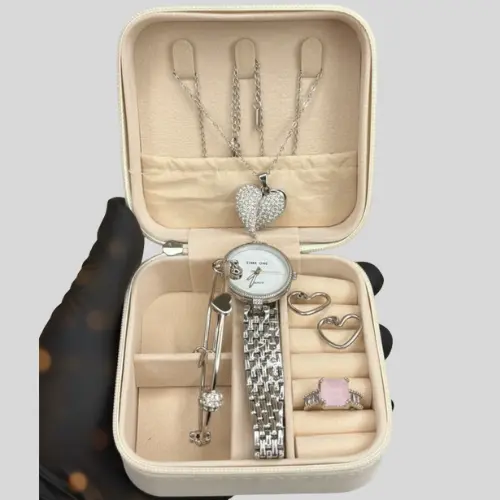 Elegant Heart & Stone 5-Piece Women’s Jewelry Gift Set