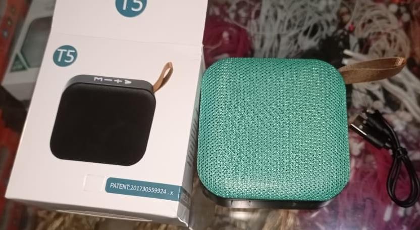 T5 Bluetooth Speaker Powerful Wireless Sound with Cable - Image 5
